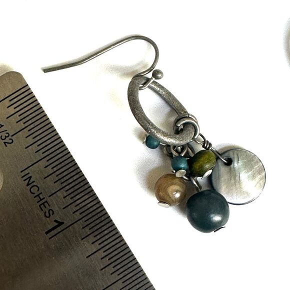 Blue green beaded drop earrings - Picture 7 of 9